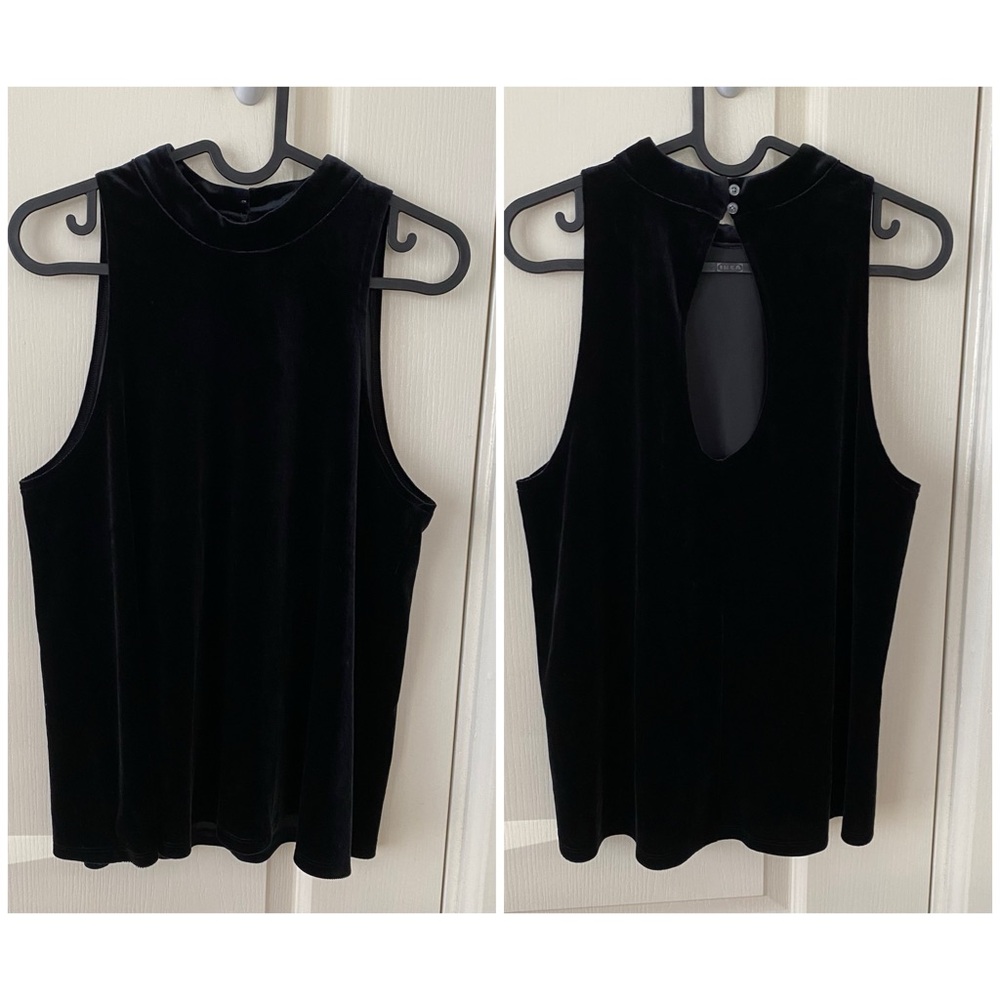 NWOT Abercrombie & Fitch Black Velvet Velour Mock Neck Key Hole Tank Top Size M